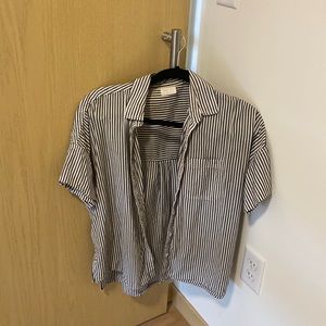 Collared Button Up Shirt